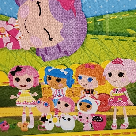Lalaloopsy Movie: Adventures in Lalaloopsy Land:The search for Pillow - Picture 8 of 12